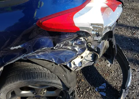 2016 Ford Focus St z USA, uszkodzony, nr VIN 1FADP3L95GL371565